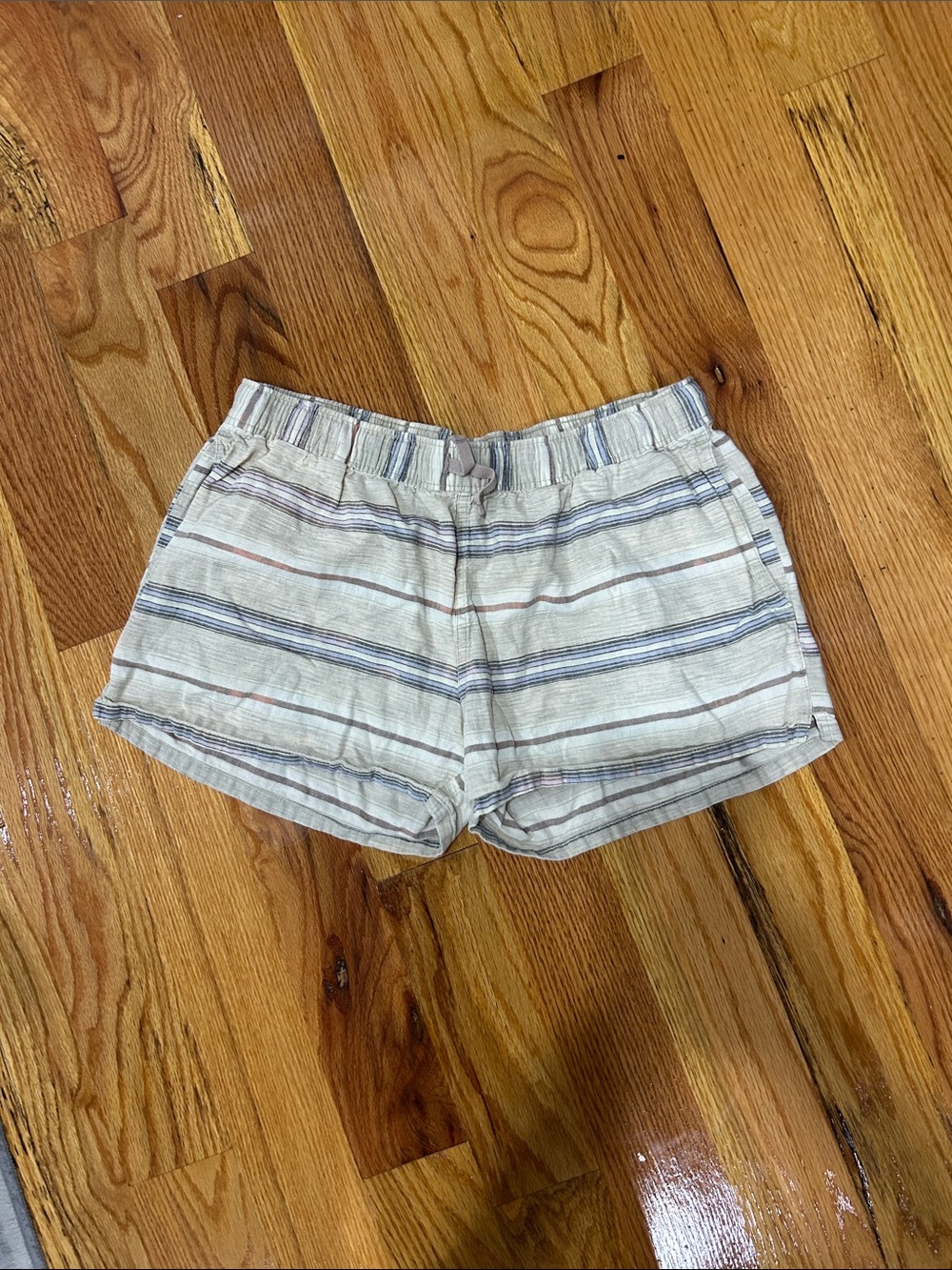 Patagonia Cream Striped Pull-On Athletic Shorts